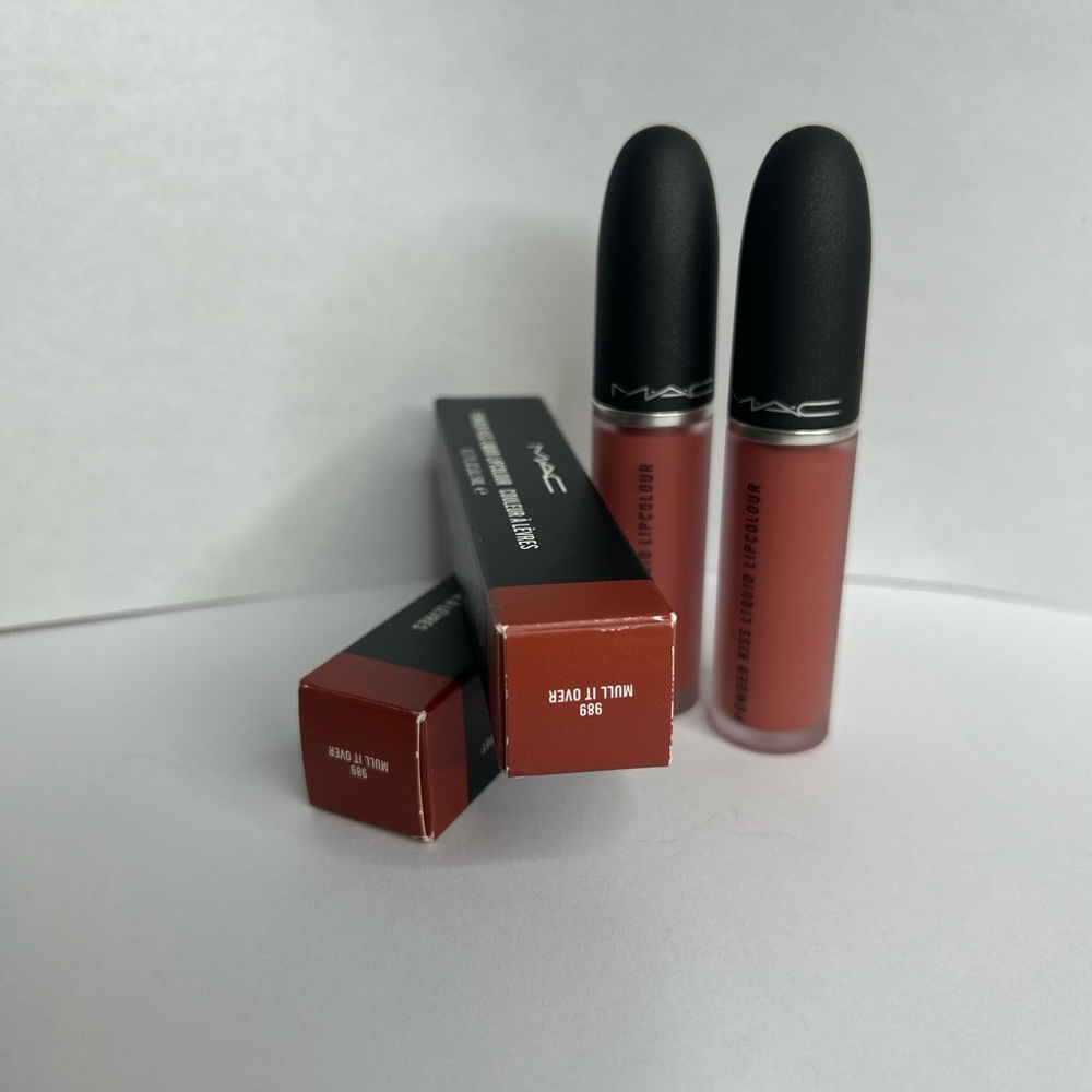 MAC Lipstick /Mull it over
